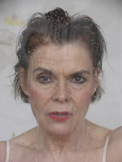 Compagnie Karina Holla, Être Blessé - Being hurt being blessed, autorica Karina Holla