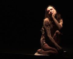 Compagnie Jasmina: Julie(t)-Duet in absentia, autorica Jasmina Prolić
