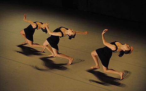 Batsheva Dance Company, Projekt 5, kor. Ohad Naharin