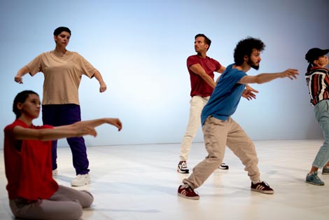 Tangay Collective, Bukurešt: Choreomaniacs, kor. Simona Deaconescu, foto: tangajdance.com