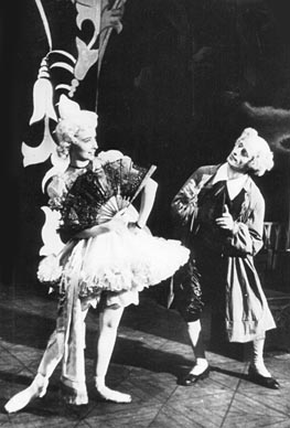 Sonja Kastl (Swanilda) i Ivica Sertić (Coppélius); Hrvatsko narodno kazalište u Zagrebu, Léo Delibes, Coppélia, kor. Margarita Froman, 1951.