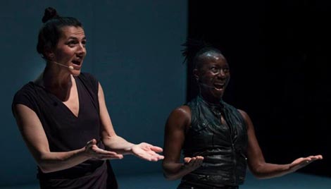 Compagnie Julie Dossavi, Cross & Share, kor. Julie Dossavi, Hamid Ben Mahi, Sergé Aimé Coulibaly, Thomas Lebrun, red. Julie Dossavi, Michel Schweizer