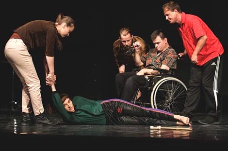 Divert (IMRC) kolektiv, Zagreb: Đavolji odvjetnik, kor. Martina Tomić, foto: Tina Ljubenkov