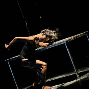 Donko Seko / La Compagnie, Correspondences (Dopisivanje), kor. Kettly Noël / Nelisiwe Xaba