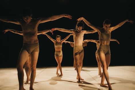 Central Europe Dance Theater: Four Seasons, kor. i red. Maciej Kuźmiński, foto: Nina Đurđević