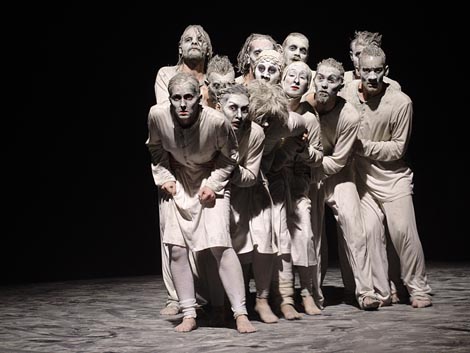 Compagnie Maguy Marin, Maison des Arts et de la Culture de Créteil, May B, kor. Maguy Marin, foto: fr.wikipedia.org