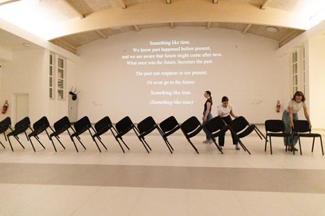U.O. Os: On words, chairs and everything you might read into, kor. Matea Bilosnić, foto: Adrijana Vidić