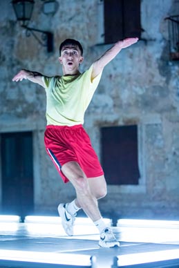 Plesne upute (neće zauvijek biti ovako), kor. Moritz Ostruschnjak, foto: © Jelena Janković & Andi Bančić