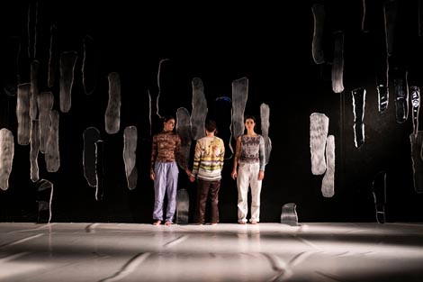 Umjetnička organizacija ON/A, Zagreb: Selfiemorphia, kor. Marin Lemić