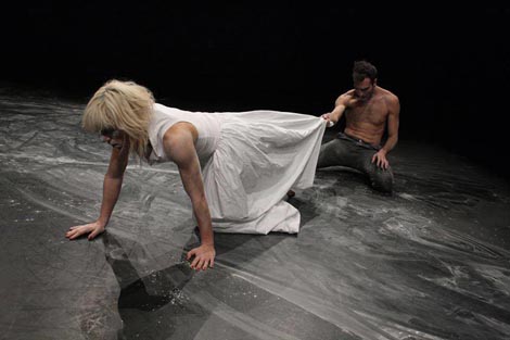 Masa Dance Company, Zagreb: Ti, autori Aleksandra MišIć, Ognjen Vučinić, foto: Krunoslav Marinac