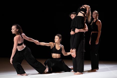 Krakow Dance Theatre: Treatise, kor. Milan Tomášik