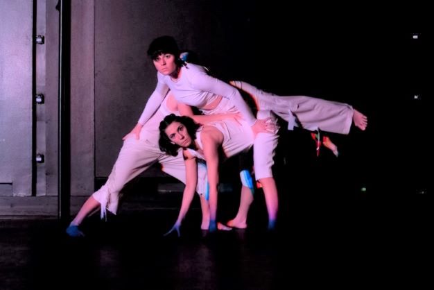 Koraljka Begović, Mia Štark, Nastasja Štefanić Kralj, <em>Ovdje nema bijelog zeca</em>