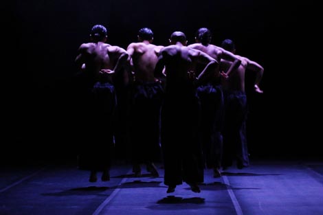 Plesna skupina SIGA, Južna Koreja: Zero, kor. Hyuk Kwon, foto: Lee Dohee