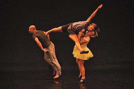 Masa Dance Company: Skok u prazno, autorica i koreografkinja: Aleksandra Mišić, foto: © Ksenija Španec